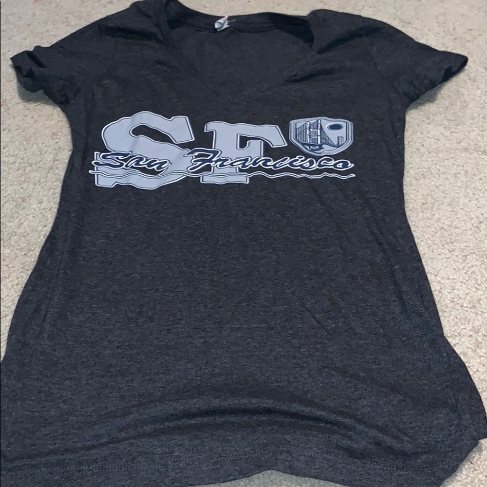 t shirt